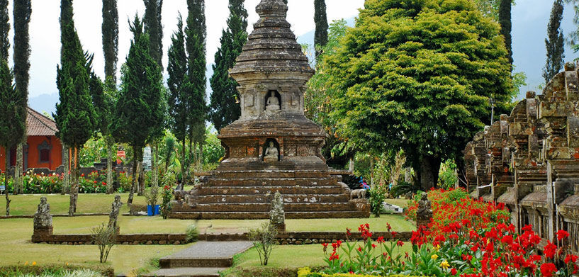 Pura-Ulun-Danu-4 Pura-Ulun-Danu-4 Pura-Ulun-Danu-4 Pura Ulun Danu Bratan Temple Pura Ulun Danu 4